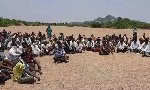 దుందుభి నదిలో ఇసుక దందా