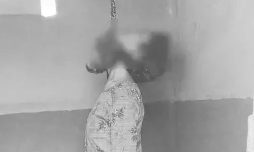 వ‌రకట్నం వేధింపులతో వివాహిత మృతి