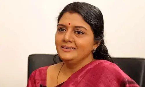 ఆ సినిమా చేసినందుకు బాధపడుతున్నాను.. అభిమానులు కూడా తిట్టారు.. భానుప్రియ