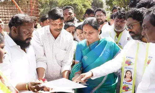 తెలంగాణ తల్లి విగ్రహంపై కల్వకుంట్ల కవిత కీలక వ్యాఖ్యలు