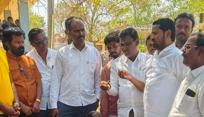 విద్యార్థులకు ఉపాధ్యాయులు ఉత్తమ బోధన అందించాలి : విద్యా కమిషన్ సభ్యులు చారకొండ వెంకటేష్ విద్యార్థులకు ఉపాధ్యాయులు ఉత్తమ బోధన అందించాలి : విద్యా కమిషన్ సభ్యులు చారకొండ వెంకటేష్