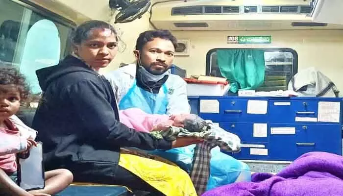 ఇంటి వద్దనే సురక్షిత ప్రసవం..! ఇంటి వద్దనే సురక్షిత ప్రసవం..!