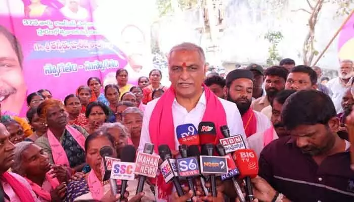 ఆరు గ్యారంటీల అమలు దాఖలాలు ఏవీ..? ఆరు గ్యారంటీల అమలు దాఖలాలు ఏవీ..?