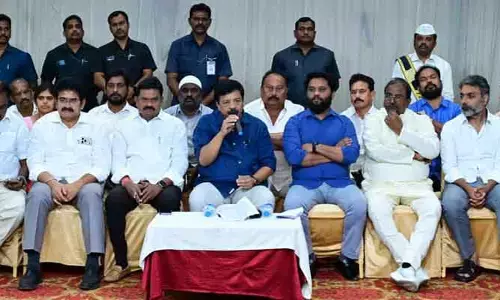 స్వామి వారి పటాలను అలా చూసి నిశ్చేష్టులమయ్యాం: మంత్రి దుర్గేష్