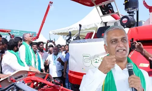 టెక్నాలజీ వాడితే వ్యవసాయం లాభదాయకం: మాజీ మంత్రి హరీష్​రావు