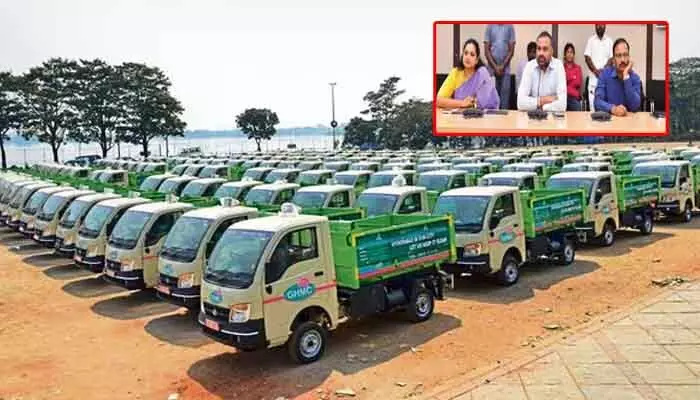 రాంకీ రాక.. కార్మికుల పోక: ట్రై కార్పొరేషన్లలో ముదిరిన చెత్త పంచాయితీ రాంకీ రాక.. కార్మికుల పోక: ట్రై కార్పొరేషన్లలో ముదిరిన చెత్త పంచాయితీ