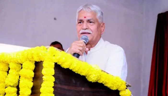 జర్నలిస్టుల జీవితాలపై మోనోగ్రాఫ్స్: మీడియా అకాడమీ చైర్మన్ జర్నలిస్టుల జీవితాలపై మోనోగ్రాఫ్స్: మీడియా అకాడమీ చైర్మన్