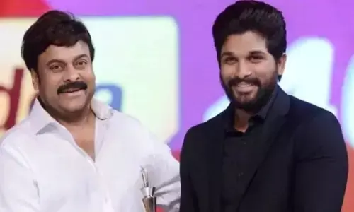 Filmfare Awards : చిరుని అందుకున్న బన్నీ
