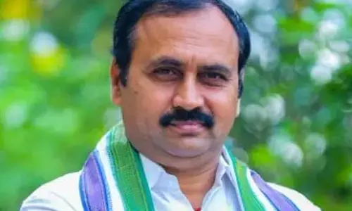 మాజీ ఎమ్మెల్యే ఆళ్ల రామకృష్ణారెడ్డికి ఏసీబీ షాక్.. 27న విచారణకు రావాలని నోటీసులు