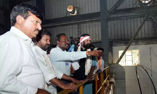 2001లో మొదలైన దేవాదుల ప్రాజెక్టు.. 25 ఏళ్లుగా నిర్మాణ దశలోనే..