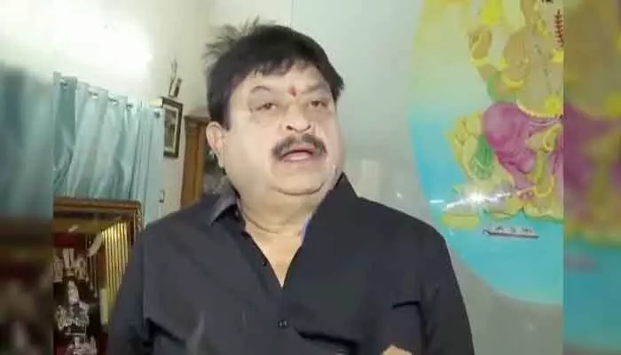 ఎన్ని అడ్డంకులు సృష్టించినా బాన్సువాడ వెళ్తాం.. బీజేపీ స్టేట్ చీఫ్ రామచందర్ రావు ఎన్ని అడ్డంకులు సృష్టించినా బాన్సువాడ వెళ్తాం.. బీజేపీ స్టేట్ చీఫ్ రామచందర్ రావు