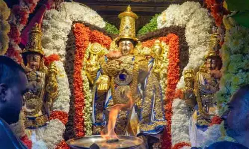 Tirumala: శ్రీవారి భక్తులకు బిగ్ అలర్ట్.. ఆన్‌లైన్‌లో మే నెల దర్శన టిక్కెట్లు విడుదల