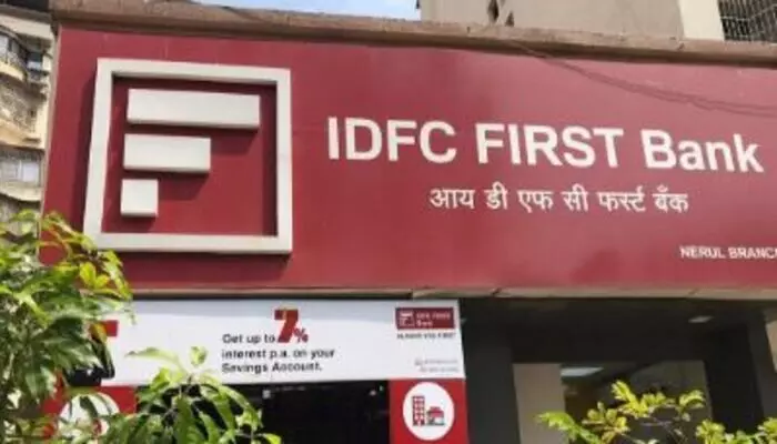 IDFC First Bank: ఐడీఎఫ్సీ ఫస్ట్ బ్యాంక్ వ్యవహారంపై స్పందించిన ఆర్బీఐ IDFC First Bank: ఐడీఎఫ్సీ ఫస్ట్ బ్యాంక్ వ్యవహారంపై స్పందించిన ఆర్బీఐ
