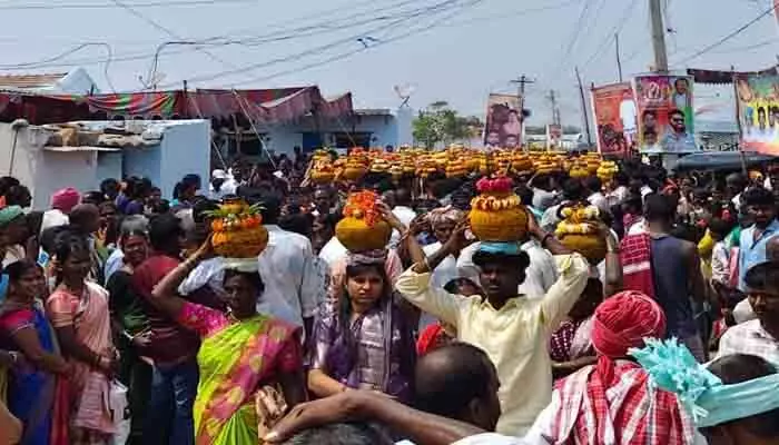 ఉదండపూర్ లో ఘనంగా బీరప్ప ఉత్సవాలు ఉదండపూర్ లో ఘనంగా బీరప్ప ఉత్సవాలు