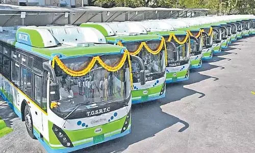 టీజీఎస్‌ఆర్టీసీకి 1,085 ఎలక్ట్రిక్ బస్సులు