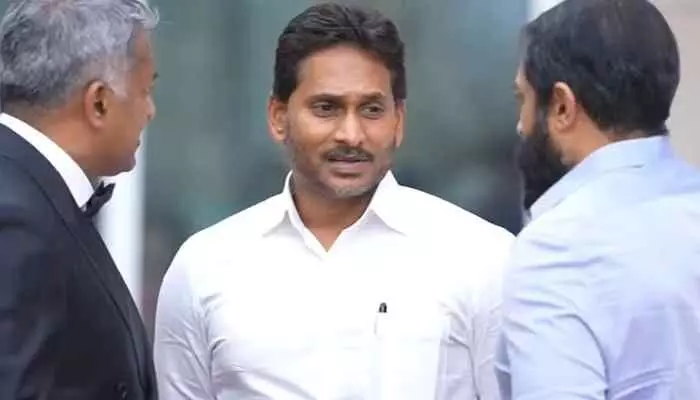 నేటి నుంచి జగన్ పులివెందుల పర్యటన..షెడ్యూల్ ఇదే నేటి నుంచి జగన్ పులివెందుల పర్యటన..షెడ్యూల్ ఇదే