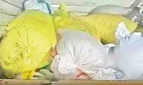 అక్రమంగా పట్టుబడ్డ రేషన్ బియ్యానికి వేలం