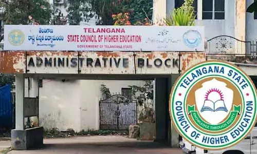 ఫేక్ ఫ్యాకల్టీ.. ఫెయిల్ అవుతున్న విద్యా వ్యవస్థ