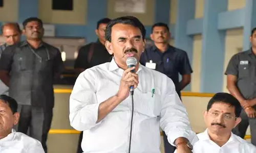 ఆదిలాబాద్ జిల్లాను అన్ని రంగాల్లో అభివృద్ధి చేయ‌డ‌మే ల‌క్ష్యం : మంత్రి జూప‌ల్లి కృష్ణారావు