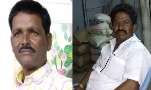 గ‌డ్డి ట్రాక్ట‌ర్ ఢీ.. ఇద్ద‌రు దుర్మ‌ర‌ణం