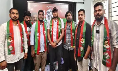 అట్రాసిటీ చట్టాన్ని రాజకీయ కక్ష్య సాధింపున‌కే వినియోగిస్తున్నారు : కొప్పుల వెంకటేష్