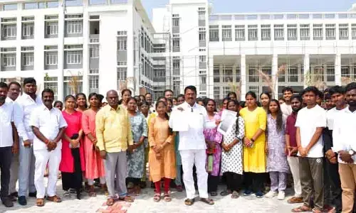 విద్యా సంస్థలను నిర్వీర్యం చేయడమే ప్రభుత్వ లక్ష్యమా..? :  మాజీ మంత్రి సింగిరెడ్డి నిరంజన్ రెడ్డి