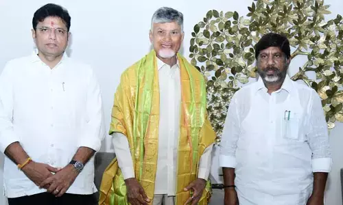 ఏపీ సీఎం చంద్రబాబును కలిసిన భట్టి విక్రమార్క, శ్రీధర్‌బాబు