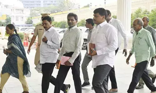 సచివాలయంలో మాజీ మావోయిస్టులకు సాదర స్వాగతం.. గతంలో ఎంట్రీ ఉండేది కాదు!