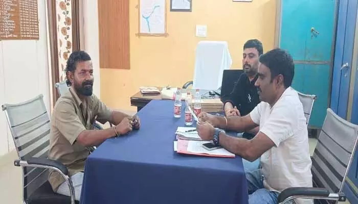 డబుల్ బెడ్ రూమ్ ఇళ్లలో అనర్హుల ఎరివేత షురూ డబుల్ బెడ్ రూమ్ ఇళ్లలో అనర్హుల ఎరివేత షురూ