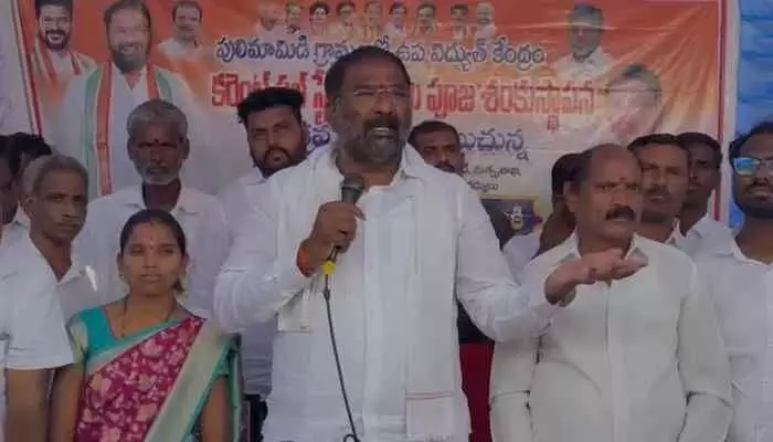 తనను చంపేందుకు కుట్రలు..మంత్రి శ్రీహరి సంచలన వ్యాఖ్యలు తనను చంపేందుకు కుట్రలు..మంత్రి శ్రీహరి సంచలన వ్యాఖ్యలు