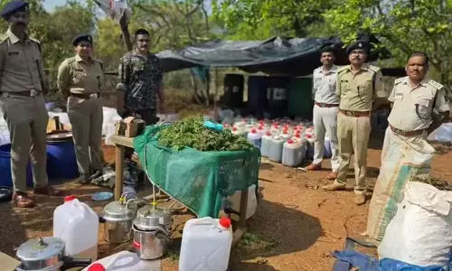 భారీ డ్రగ్స్ వేట.. రూ. 200 కోట్ల విలువైన హష్ ఆయిల్ సీజ్