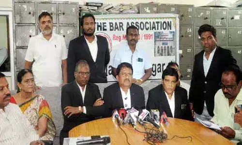 ప్రభుత్వాన్ని ఒప్పించిన పాలమూరు అడ్వకేట్లు