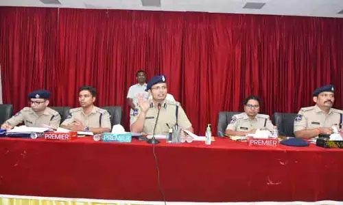 గంజాయి మత్తును నుంచి యువతను కాపాడాలి