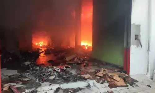 చేవెళ్లలో అగ్నిప్రమాదం