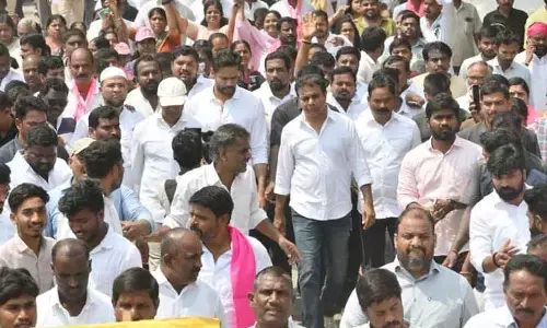 KTR: రేవంత్‌కు రూ.200 కోట్లతో మరో ప్యాలెస్