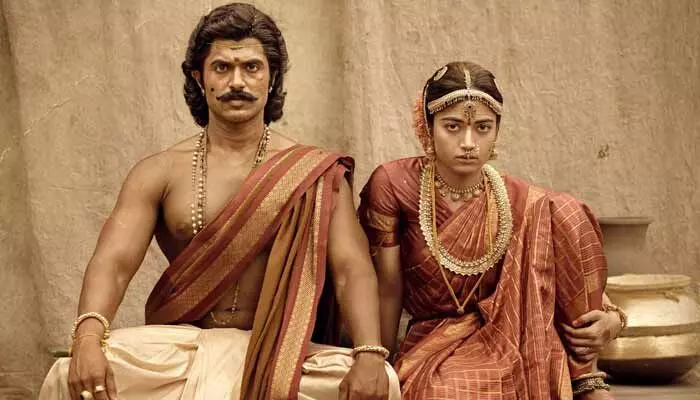 ఆ ఫొటో కేవలం పోస్టర్ కాదు ఒక అపురూప క్షణం.. ‘రణబాలి’ డైరెక్టర్ ఎమోషనల్ పోస్ట్ ఆ ఫొటో కేవలం పోస్టర్ కాదు ఒక అపురూప క్షణం.. ‘రణబాలి’ డైరెక్టర్ ఎమోషనల్ పోస్ట్