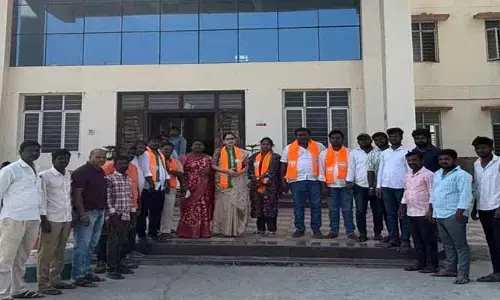 ఆసుప‌త్రిలో జ‌రిగిన ఘ‌ట‌న‌.. ప్ర‌భుత్వ నిర్ల‌క్ష్యానికి ప‌రాకాష్ట