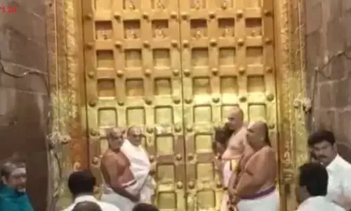 పూర్తయిన గ్రహణం.. తెరచుకున్న శ్రీవారి ఆలయ తలుపులు