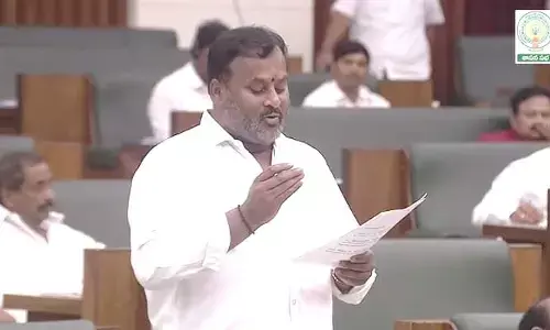 గల్ఫ్ దేశాల్లో యుద్ధ పరిస్థితులు.. ఎవరూ ఆందోళన చెందవద్దన్న మంత్రి మండిపల్లి