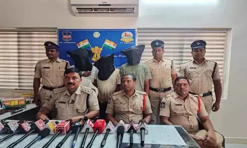 అంతర్రాష్ట్ర చైన్ స్నాచర్ దొంగల ముఠా అరెస్ట్