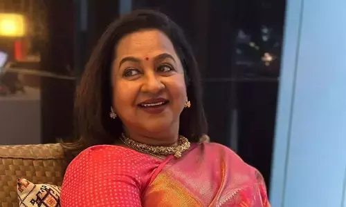 Radhikaa : ఇప్పుడొస్తున్న కొత్త దర్శకులు చేస్తున్న ఆ తప్పుని వరలక్ష్మి అస్సలు చేయలేదు