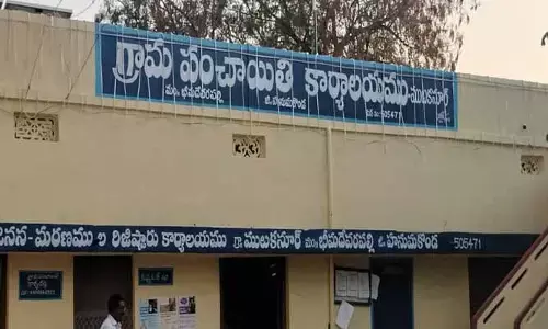 ముల్కనూరు సమస్యలు పట్టించుకునే వారెవరు..?