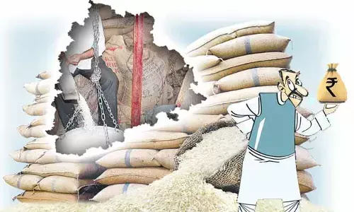 మూడు నెలల రేషన్ ఒకేసారి.. దళారుల కన్ను సన్నబియ్యంపైనే!