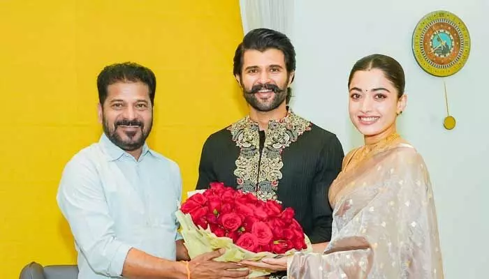 ‘విరోష్’ దంపతులకు CM రేవంత్ శుభాకాంక్షలు ‘విరోష్’ దంపతులకు CM రేవంత్ శుభాకాంక్షలు