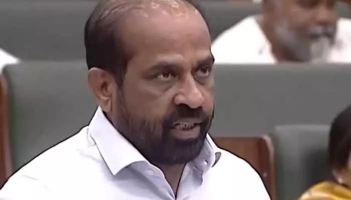 ఆశా వర్కర్లకు గుడ్ న్యూస్..వారందరికీ కొత్త ఫోన్లు, 2 చీరలు ! ఆశా వర్కర్లకు గుడ్ న్యూస్..వారందరికీ కొత్త ఫోన్లు, 2 చీరలు !