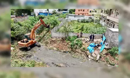 జహీరాబాద్ లో నాలాల ఆక్రమణ