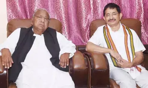 రాజ్యసభ ఎన్నికల వేళ ఆసక్తికర పరిణామం.. వీహెచ్‌తో వేం నరేందర్ రెడ్డి భేటీ