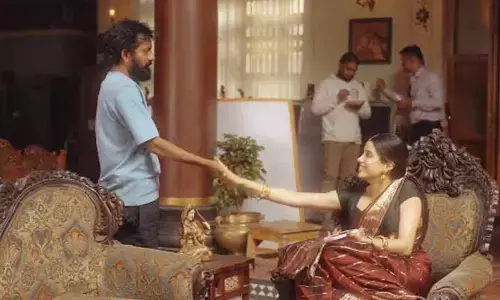 జాన్వీ కపూర్ బర్త్ డే స్పెషల్.. స్పెషల్ వీడియోతో ఫ్యాన్స్‌కు  సర్‌ప్రైజ్ ఇచ్చిన ‘పెద్ది’ టీమ్