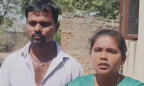 గ్రామ‌పంచాయ‌తీ కార్యాలయంలో దంపతుల ఆత్మహత్యాయత్నం
