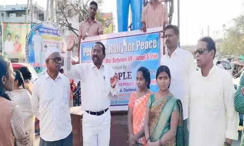 యుద్ధం వద్దు.. శాంతి ముద్దు